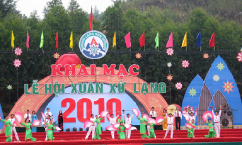 Tưng bừng khai mạc Lễ hội Xuân Xứ Lạng 2010