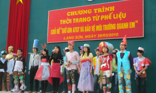 Chương trình Thời trang từ phế liệu