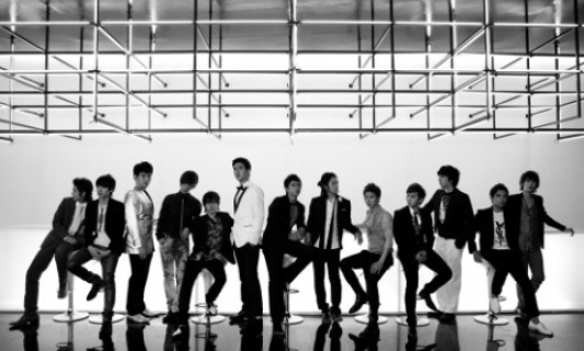 Super Junior và The Click Five đến Việt Nam