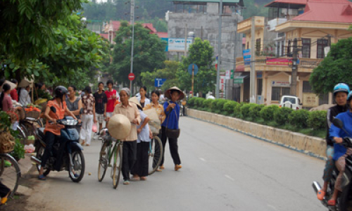 Thực hiện Nghị định 34-CP: Vỉa hè với văn minh giao thông