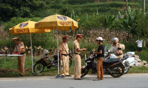 Tháng ATGT: Tích cực tuyên truyền Luật Giao thông