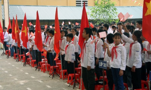 Trường THCS Tân Thanh: Khai giảng năm học mới 2010 - 2011