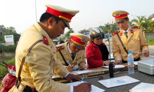 Tăng cường đảm bảo ATGT trên tuyến quốc lộ 1A