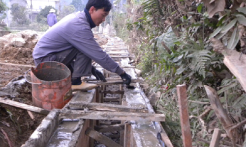 Kiên cố hóa kênh mương: Tô Hiệu đưa nước về "ruộng mật"