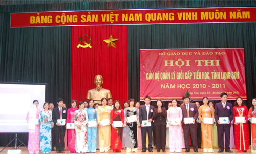 Khai mạc Hội thi cán bộ quản lý giỏi cấp tiểu học, năm học 2010-2011