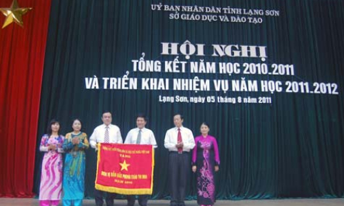 Hội nghị tổng kết năm học 2010-2011, triển khai nhiệm vụ năm học mới