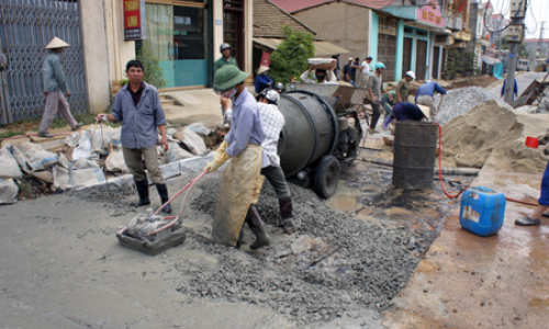 Dự án đường Trần Đăng Ninh đoạn Na Làng-Phai Trần: Gấp rút hoàn thiện những mét đường cuối cùng