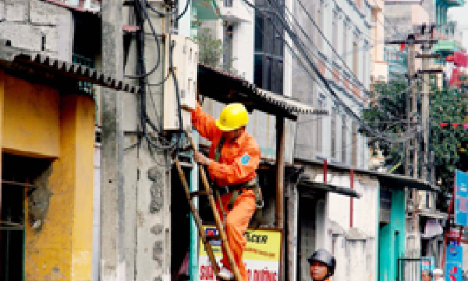 Điện lực Bình Gia: Kinh doanh điện năng, đảm bảo an toàn lưới điện