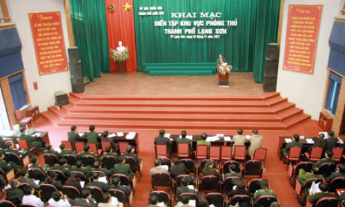 Khai mạc diễn tập khu vực phòng thủ thành phố Lạng Sơn năm 2011