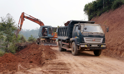 Phát triển hạ tầng giao thông, một năm nhìn lại