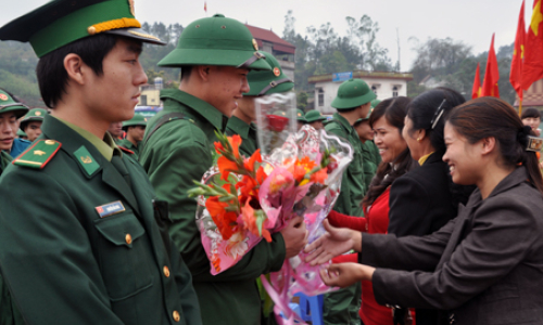 Ghi nhận Lễ hội giao nhận quân ở Đình Lập