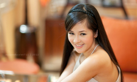 Hồng Nhung- Diva tinh tế