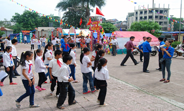 Phát động Tháng hành động vì trẻ em năm 2013