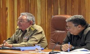 Chủ tịch Raul Castro: Kinh tế Cuba đang đúng hướng