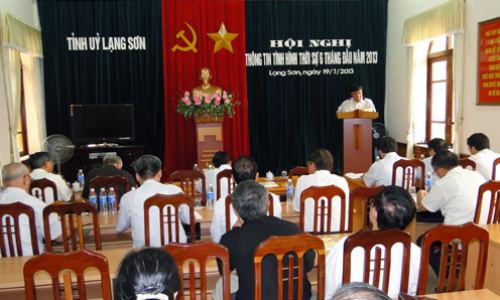 Tỉnh ủy thông tin tình hình thời sự 6 tháng đầu năm 2013