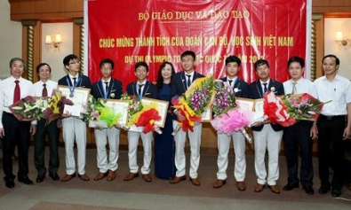 Học sinh Việt Nam "bội thu" huy chương Ô-lim-pích quốc tế