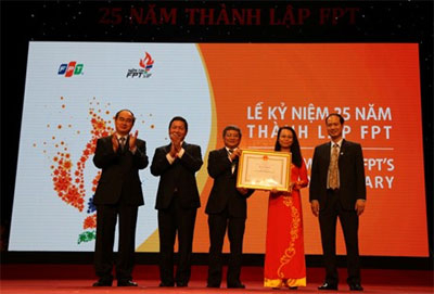 FPT phấn đấu trở thành tập đoàn hàng đầu Việt Nam về dịch vụ thông minh