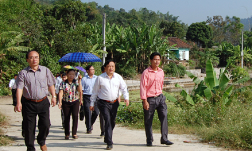 Xây dựng nông thôn mới: Không nóng vội, không buông xuôi