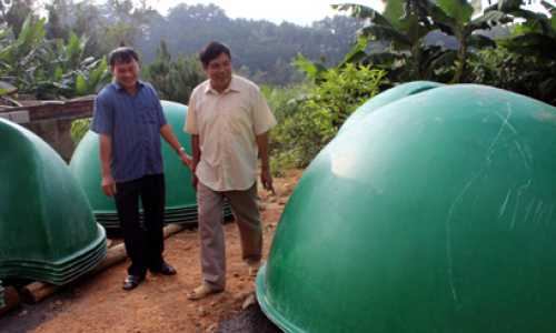 Lợi ích kép từ bể biogas bằng nhựa composite