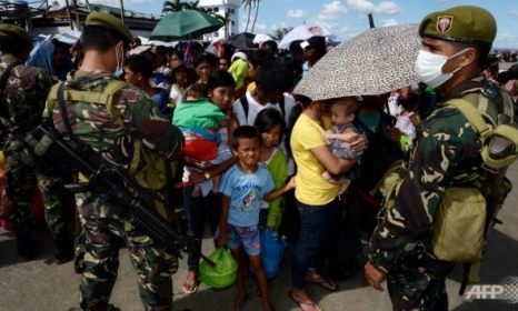 Các đội cứu hộ Philippines đã tới được nhiều khu vực khó tiếp cận