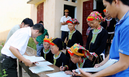 Ngừa tham nhũng để giữ rừng