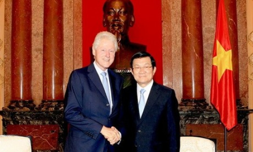 Chủ tịch nước Trương Tấn Sang tiếp cựu Tổng thống Hoa Kỳ Bill Clinton