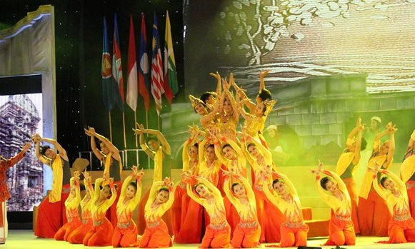 Tổ chức Tuần “Đại đoàn kết ASEAN - Một tầm nhìn, một bản sắc, một cộng đồng”