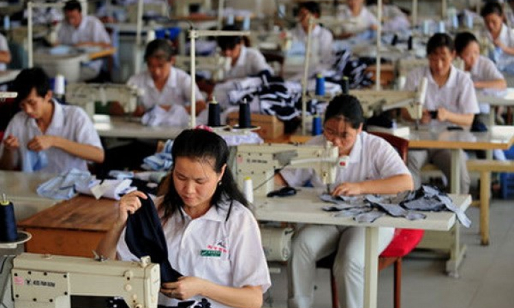 Đầu tư nước ngoài vào Philippines giảm gần 39% trong quý hai