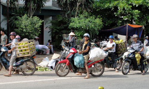 Cần tăng cường tại các buổi chợ phiên