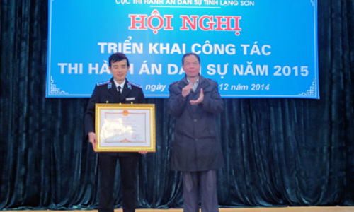 Triển khai nhiệm vụ năm 2015