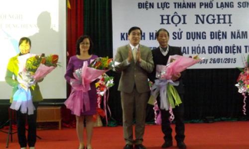 Hội nghị khách hàng sử dụng điện năm 2015