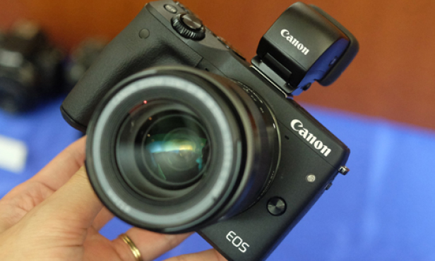 Canon EOS M3 có giá từ 13,3 triệu đồng tại Việt Nam