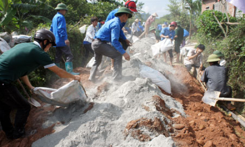 Dân làm dân hưởng