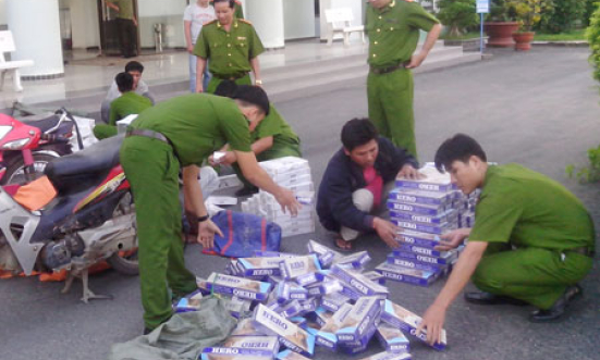 Tăng cường công tác kiểm tra, ngăn chặn việc buôn bán, vận chuyển, tàng trữ thuốc lá nhập lậu