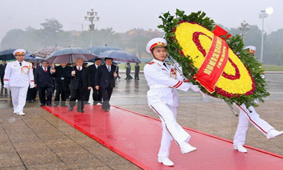 Lãnh đạo Đảng, Nhà nước vào Lăng viếng Chủ tịch Hồ Chí Minh