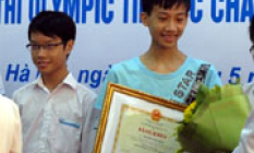 Biểu dương học sinh giỏi Olympic Tin học châu Á năm 2015.