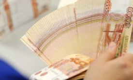 Đồng ruble tăng giá đe dọa sự hồi sinh ngành công nghiệp Nga