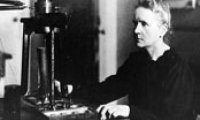 Phim về Marie Curie tiết lộ khó khăn của phụ nữ trong khoa học