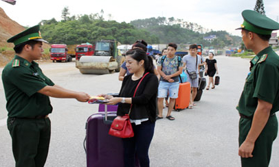 Đảng bộ Biên phòng: Chủ động vận động quần chúng nơi biên giới