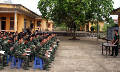 140 quân dự bị động viên được học tập, huấn luyện