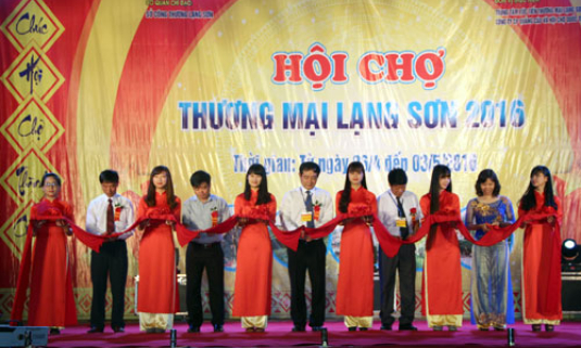 Khai mạc hội chợ thương mại Lạng Sơn năm 2016