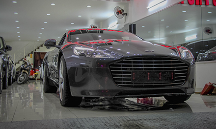 Aston Martin Rapide S của đại gia thành Vinh