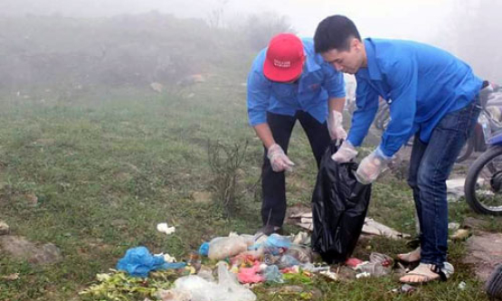 Phát triển du lịch gắn với bảo vệ môi trường