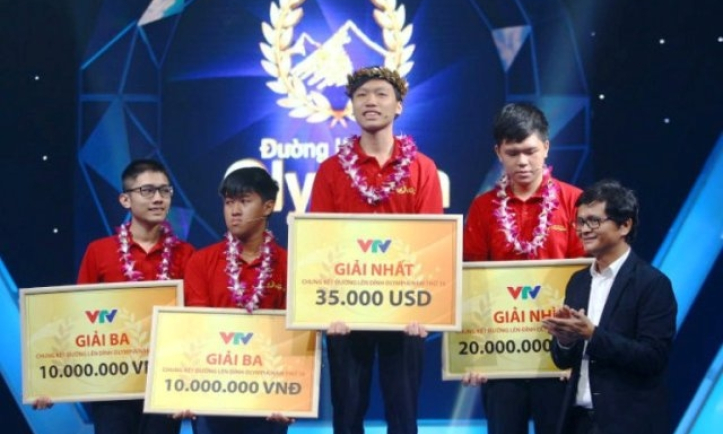 Chàng trai Trường Quốc học Huế trở thành nhà vô địch Đường lên đỉnh Olympia 2016