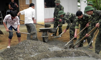 Tham gia xây dựng địa bàn biên giới vững mạnh