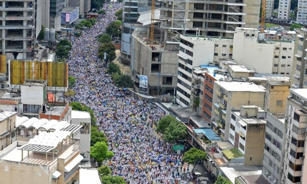 Venezuela: Một triệu người tham gia tuần hành chống chính phủ