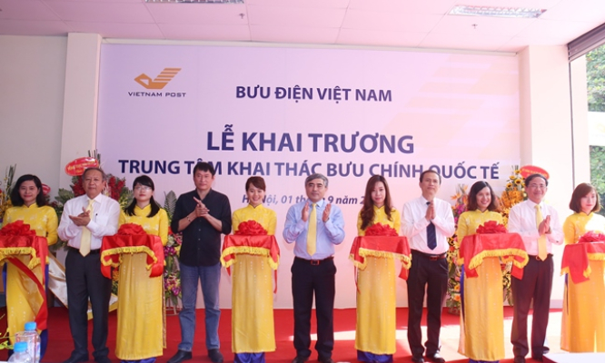 Khai trương Trung tâm Khai thác bưu chính Quốc tế tại Sân bay Nội Bài