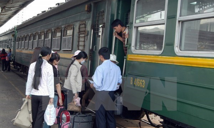 Bộ GTVT yêu cầu ngành đường sắt xử lý nghiêm các sai phạm