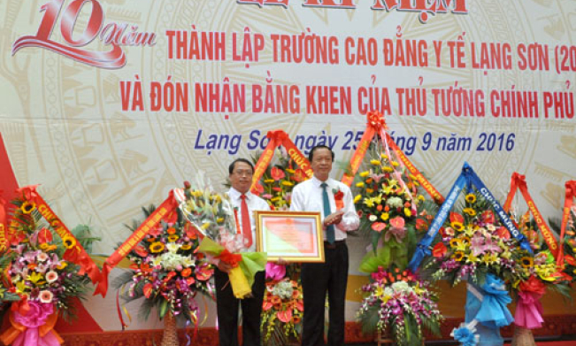 Trường Cao đẳng Y tế kỷ niệm 10 năm thành lập