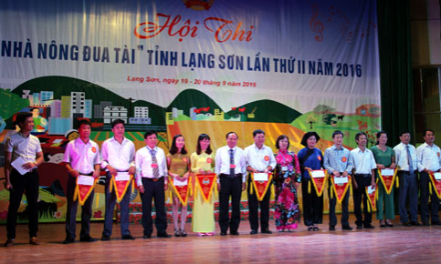 10 đội dự thi “Nhà nông đua tài” lần II/2016